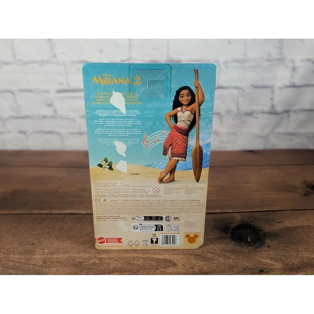 Disney Moana‎ 2 Singing Adventure Moana Doll with Signature Outfit & Accessories